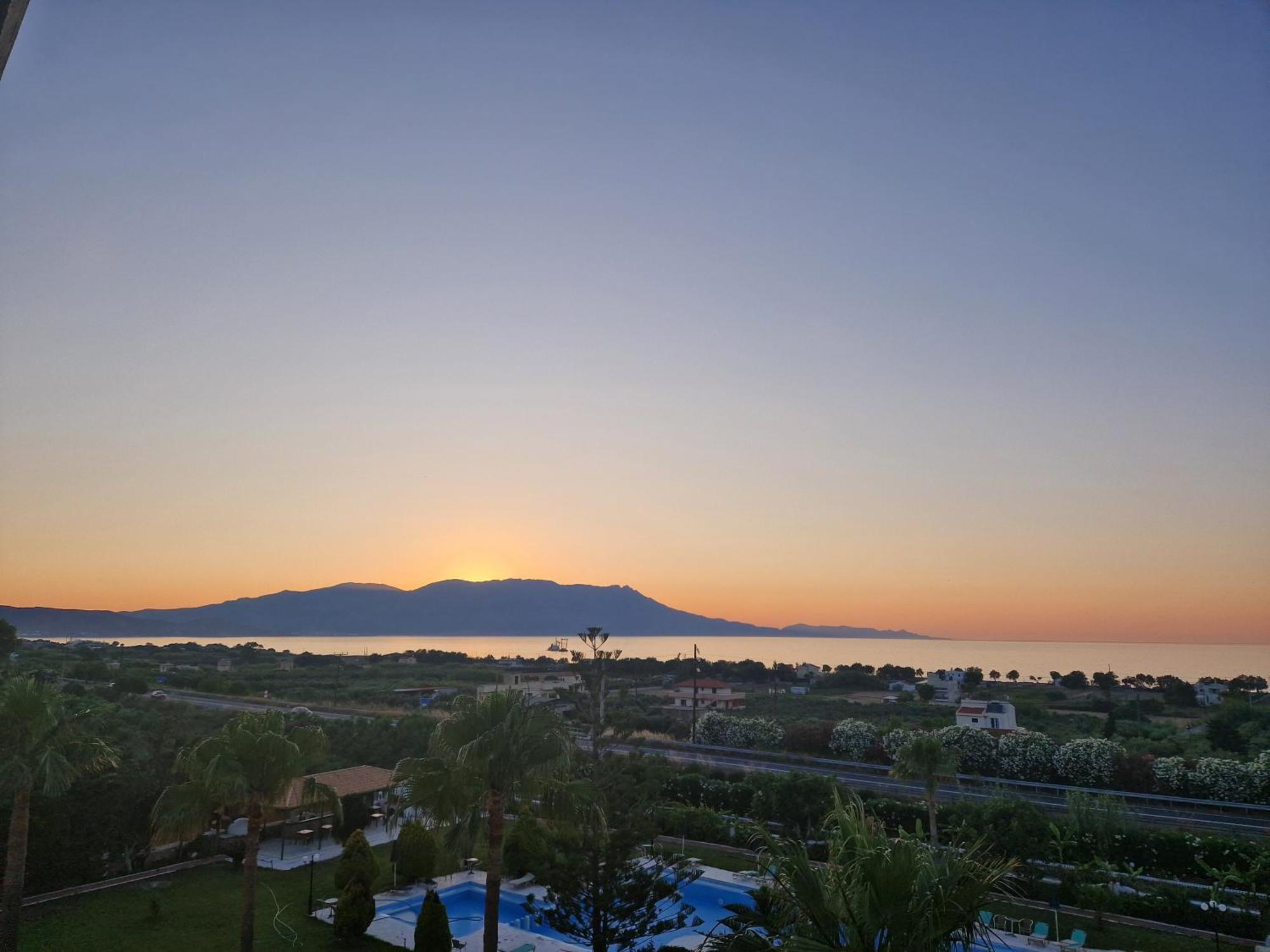 Regina Hotel Κίσσαμος Εξωτερικό φωτογραφία